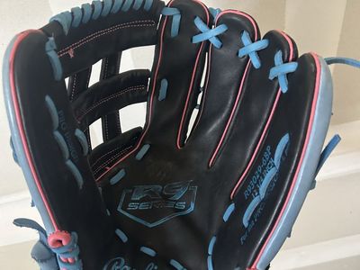 Rawlings R9 Series 12.75" softball glove