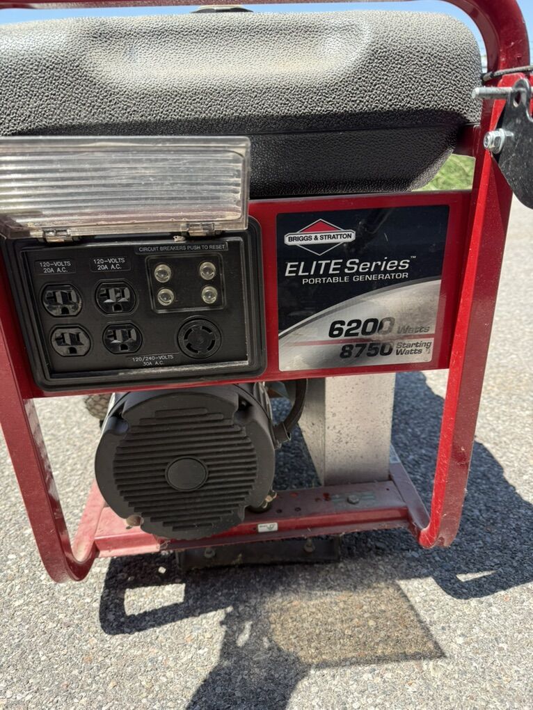 Brighs & Stratton  Portable Generator 6200 watt