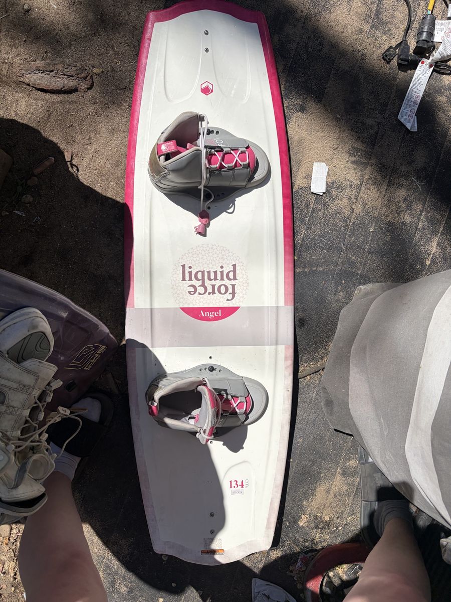 Liquid Force Angel wakeboard