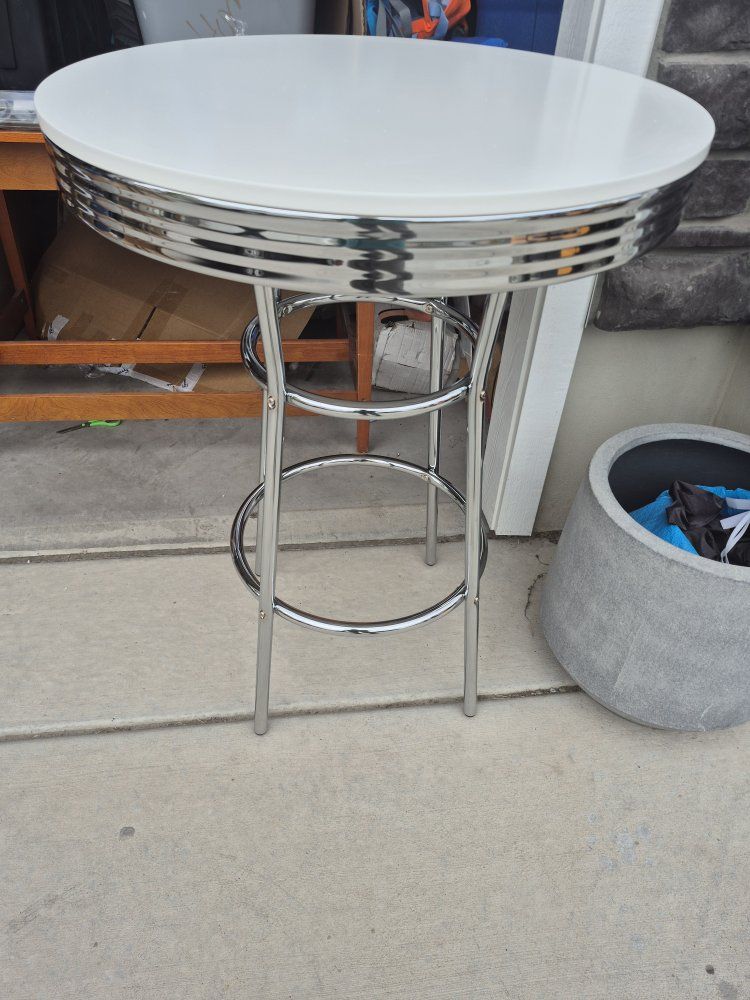Retro Chrome & White Round Bar Table - High-Top Pub Table for Kitchen/Game Room