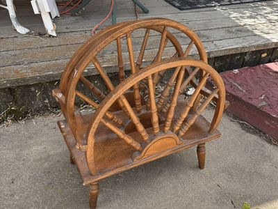 Vintage Wooden Wagon Wheel Magazine Rack or End Table Organizer, Decorative Storage