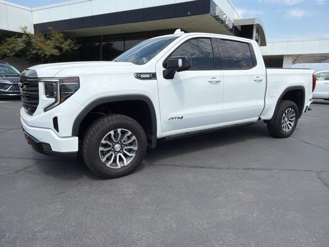 2023 GMC 1500 AT4