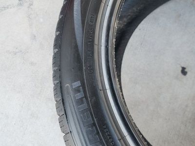 275/45R21 Brand new Pirelli (just 1)