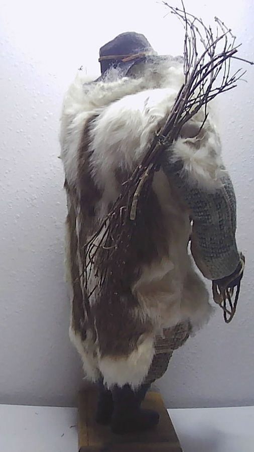 Main image 7