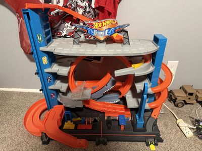 Hot wheels Ultimate Garage-Shark Attack