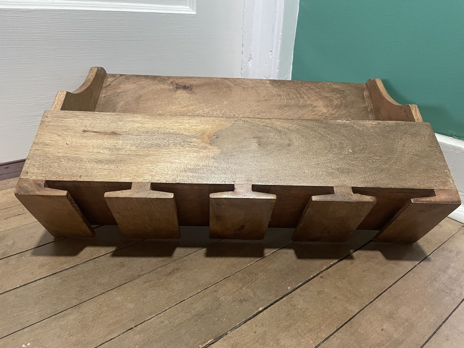 Main image 4