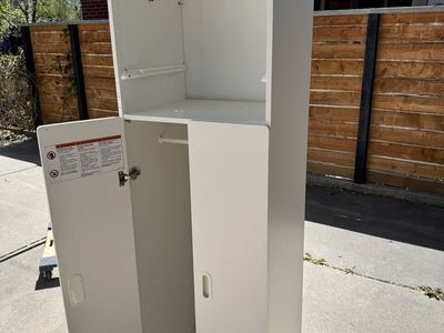 Ikea - Kids Wardrobe Smastad Uppfora