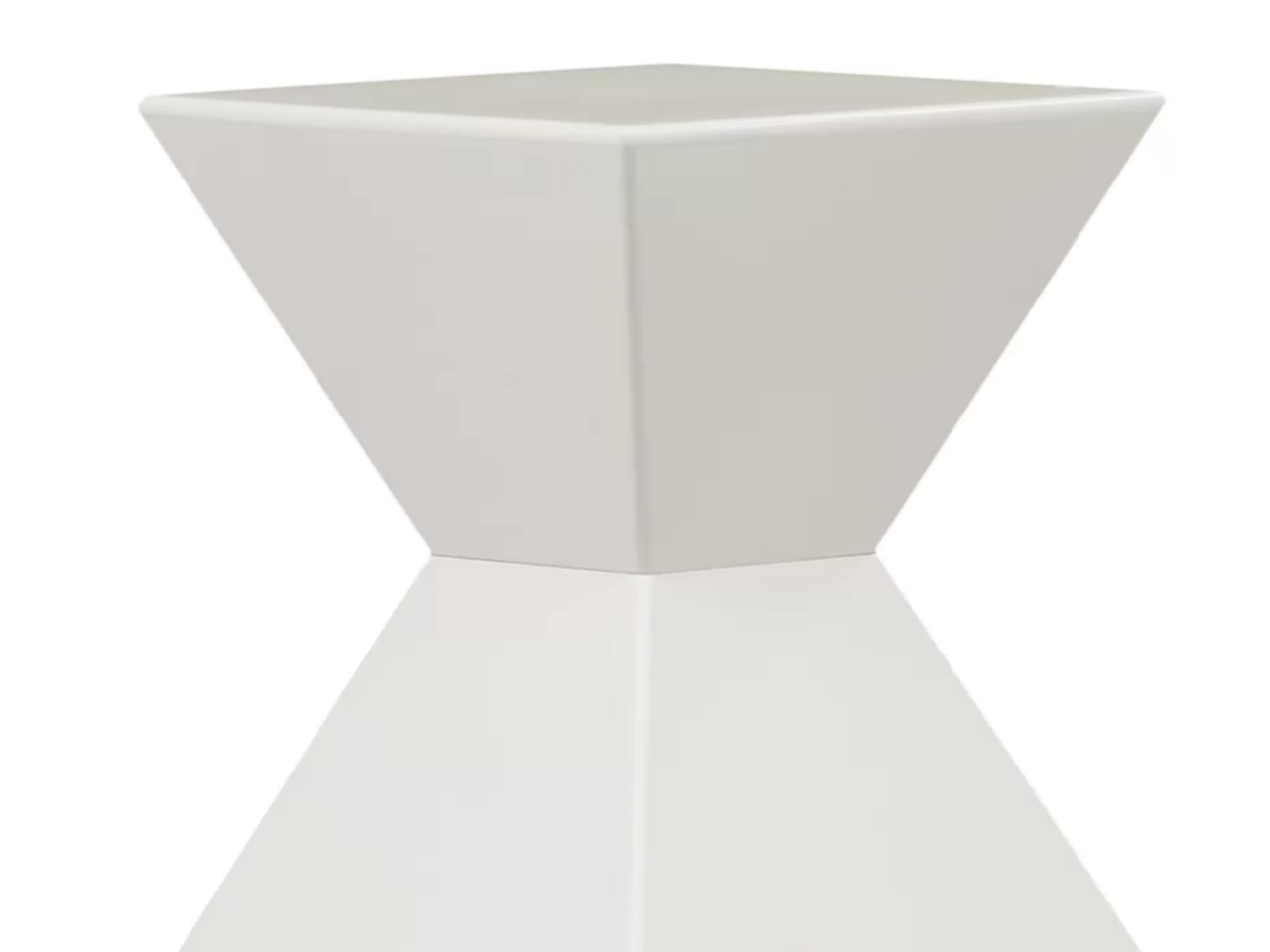 Main image 1