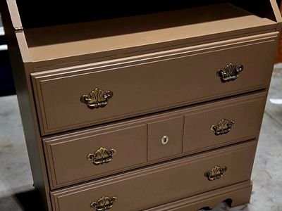 Vintage Childcraft Solid Wood Changing Table / Dresser