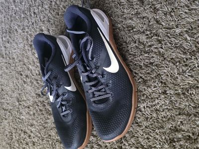 9 pairs of 11.5 size shoes in decent condition