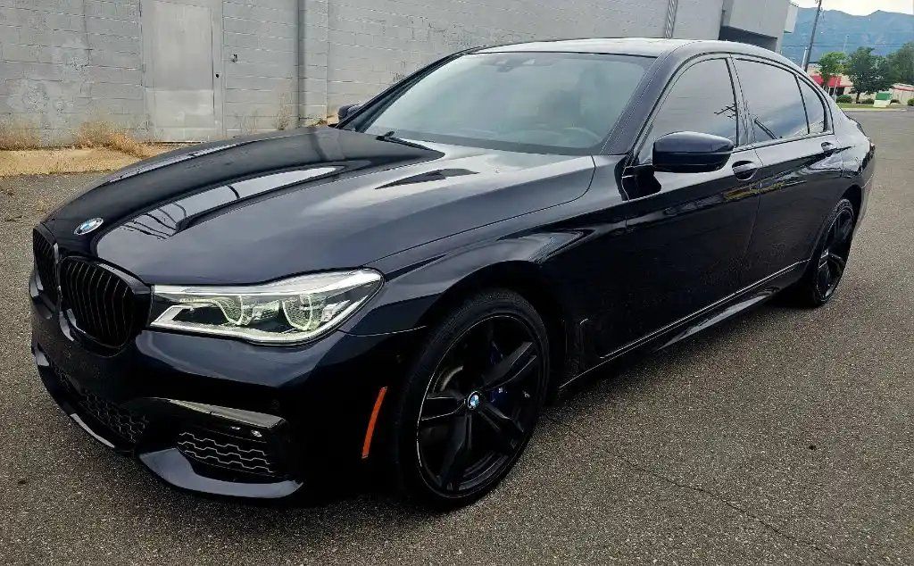 2017 BMW 7 Series 750i