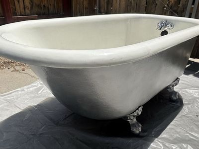 Vintage Cast Iron Clawfoot Bathtub – Refinished Exterior – Original Feet – 54”