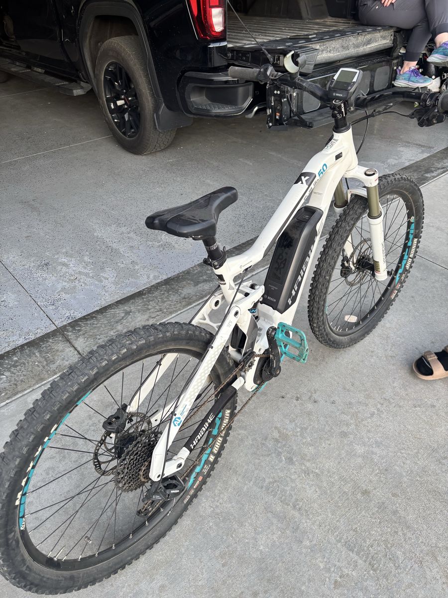 Haibike Xduro FullSeven 5.5 E-Bike, Medium, Full Suspension, Pedal Assist