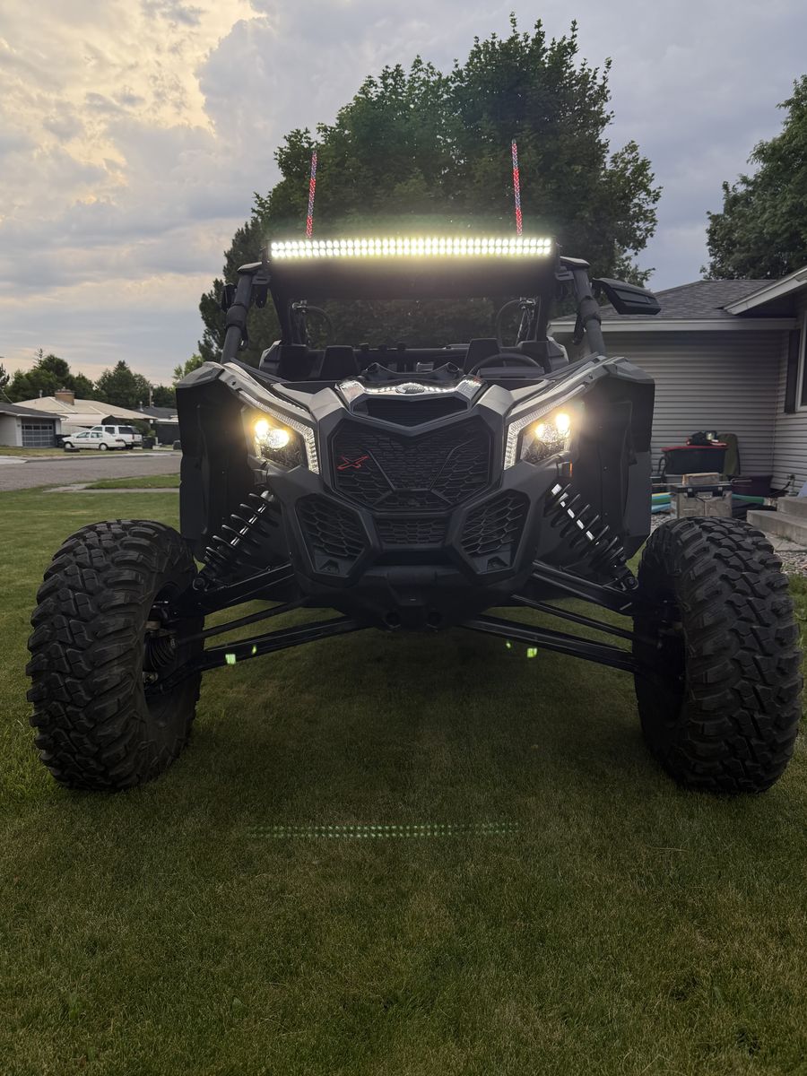  2021 Can Am Maverick X3 Turbo RR (Smart Shox) *LOW MILES*