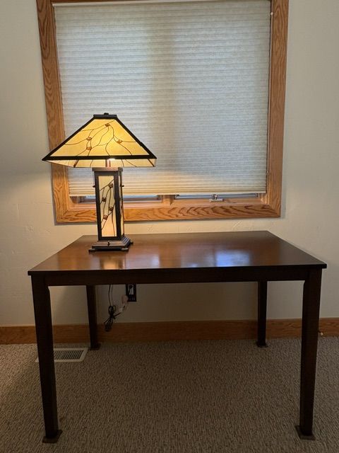 Mission Style Desk Lamp with Stained Glass Shade