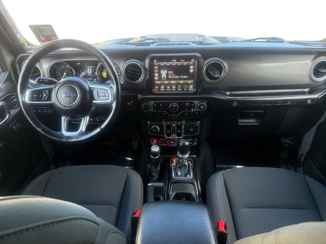 Main image 13