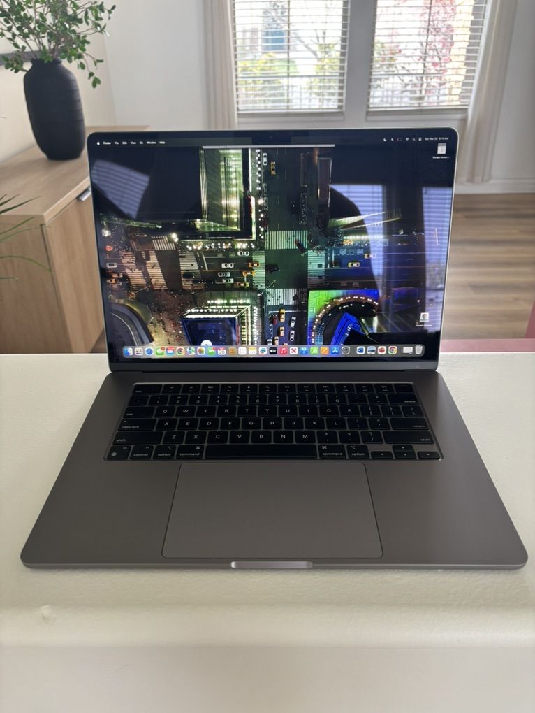 MacBook Air 15 M2(2023)