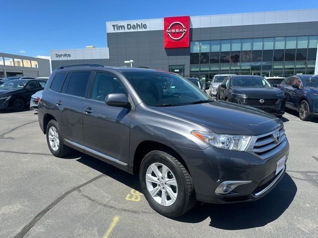 2012 Toyota Highlander Base