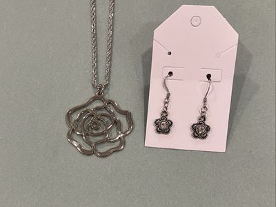 Silver Necklace With Silver Rose Pendant & Earrings