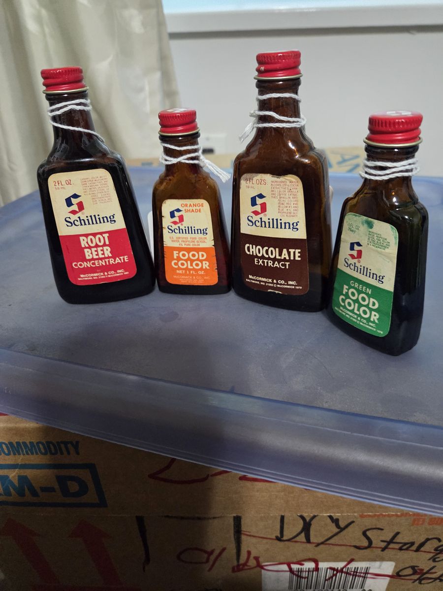 Vintage 1970s Schilling Food Color and Extract Bottles Set