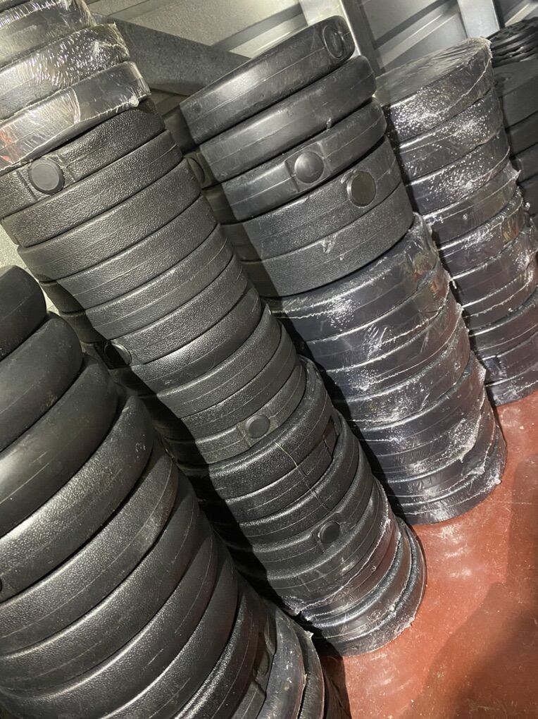 50 LBS OF WEIGHTS FOR $30 100 LBS FOR $50 weights