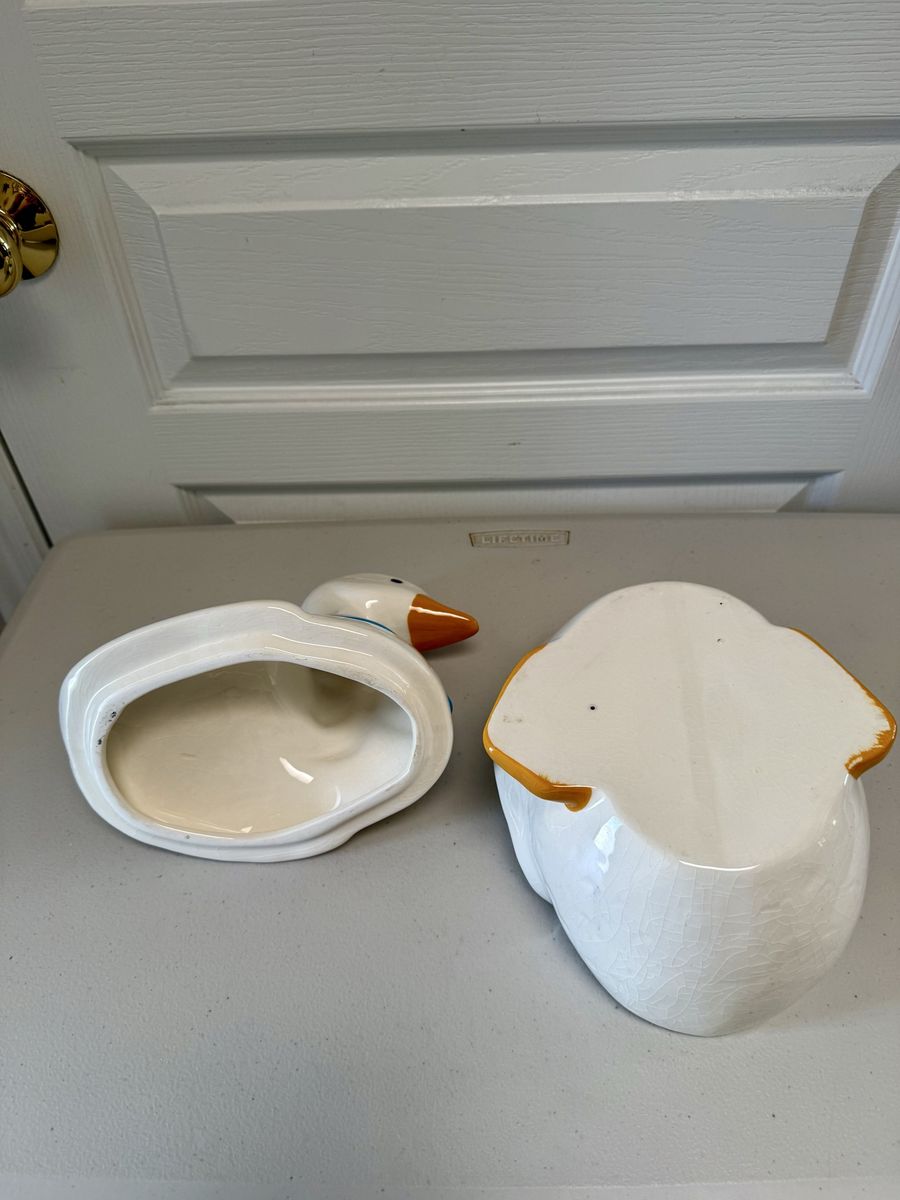 Main image 6