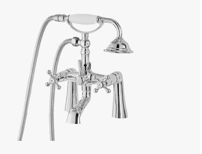 Free standing bathtub with fixtures