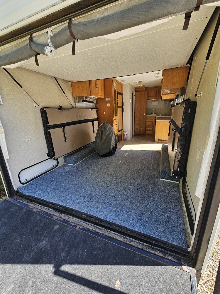 Forest River Sierra T18 Toyhauler
