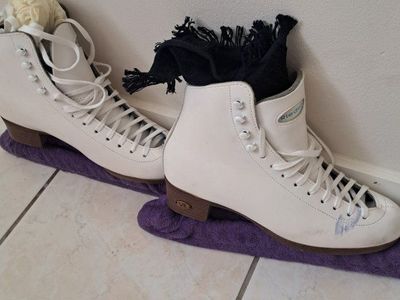 Riedell White Figure Skates with Blades