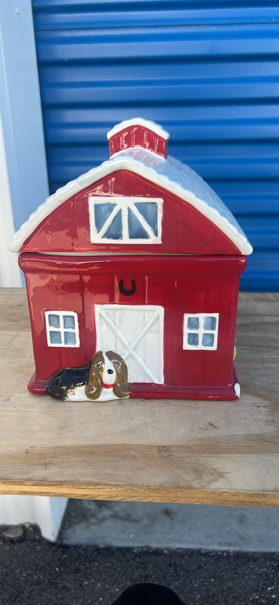 The Pioneer Woman Cookie Jar