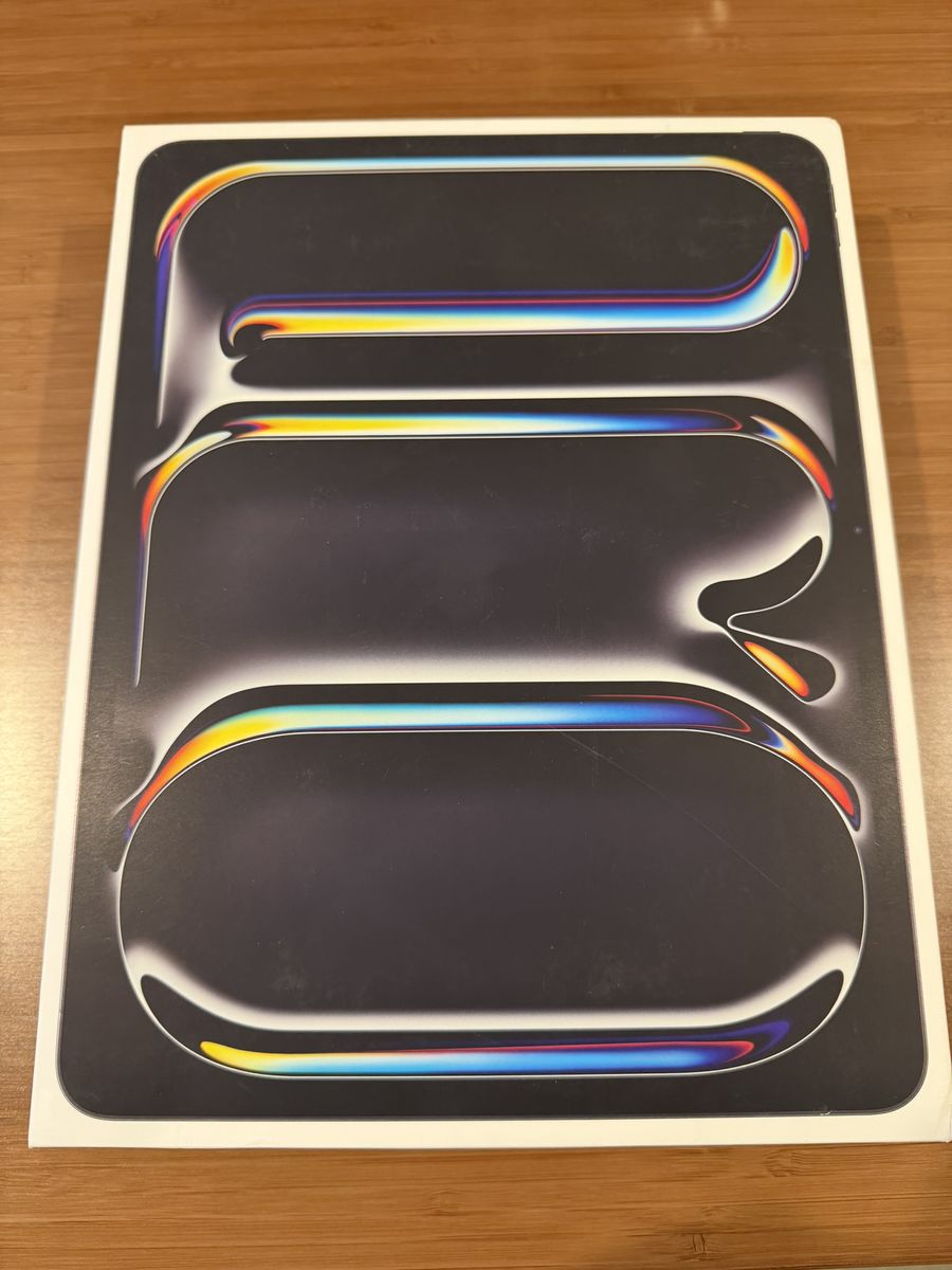 Sealed/New/Unopened iPad Pro 13 inch M5 WiFi 512GB