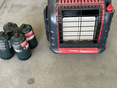 Mr. Heater Big Buddy portable heater with 4+ Coleman propane cylinders