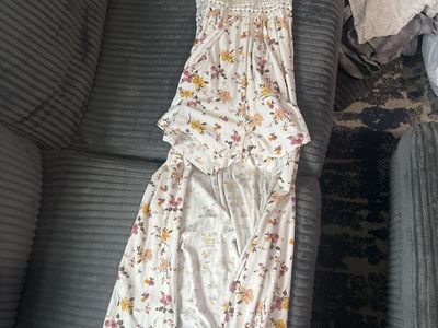 No Boundaries White Floral Lace Overlay Maxi Dress Size S (3-5)