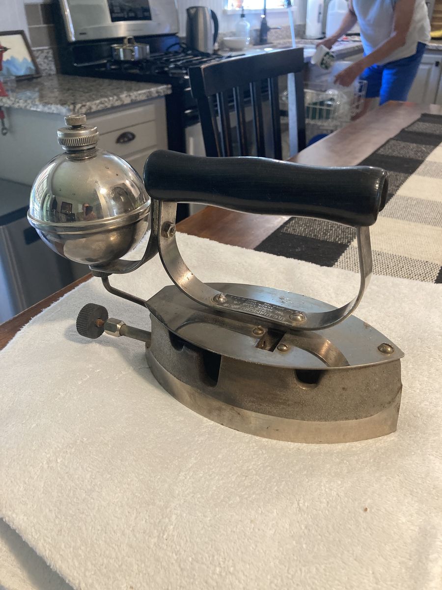 ANTIQUE REALLY COOL GAS OR KEROSENE IRON