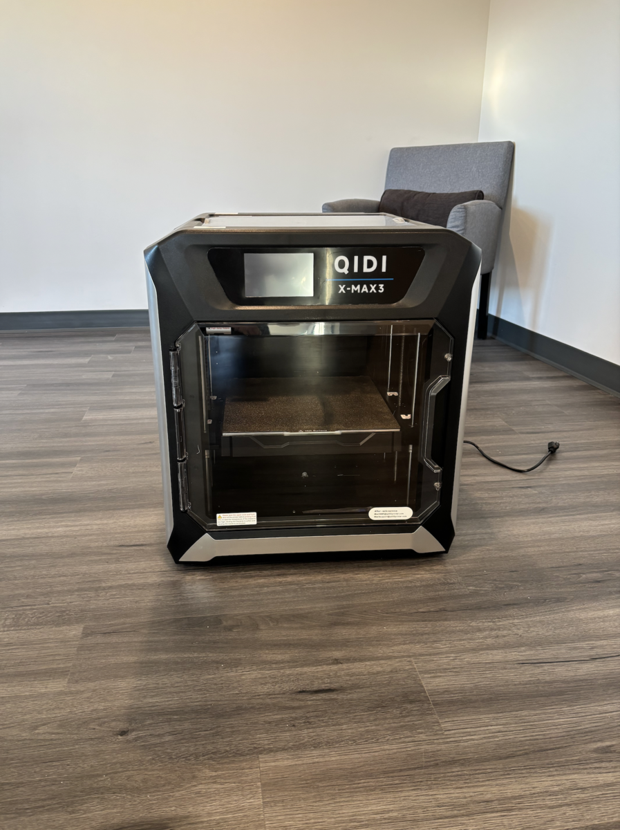 QIDI X-MAX 3 3D Printer, Barely Used, Large Build Volume