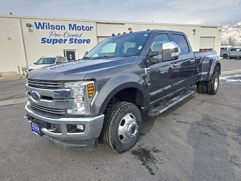 2019 Ford F-350 Super Duty Lariat