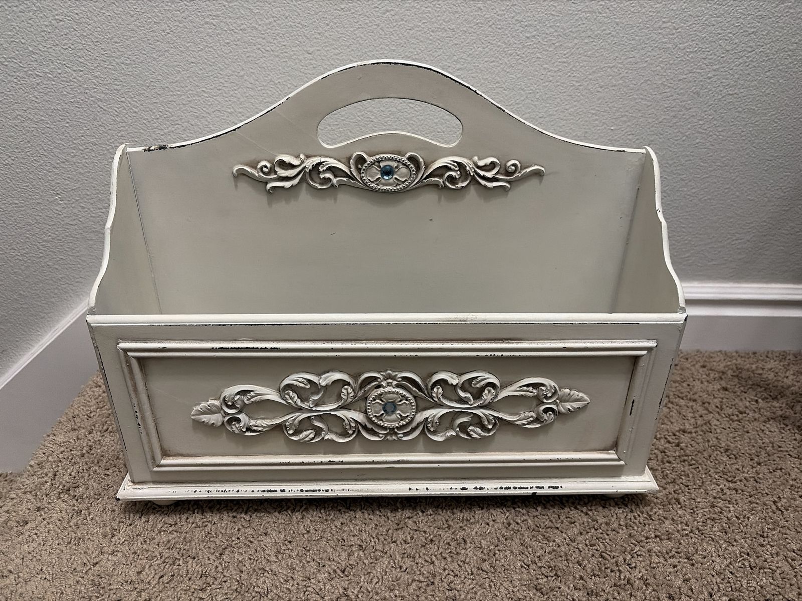 Shabby Chic Victorian Distressed White Ornate Magazine Holder / Rack with Handle