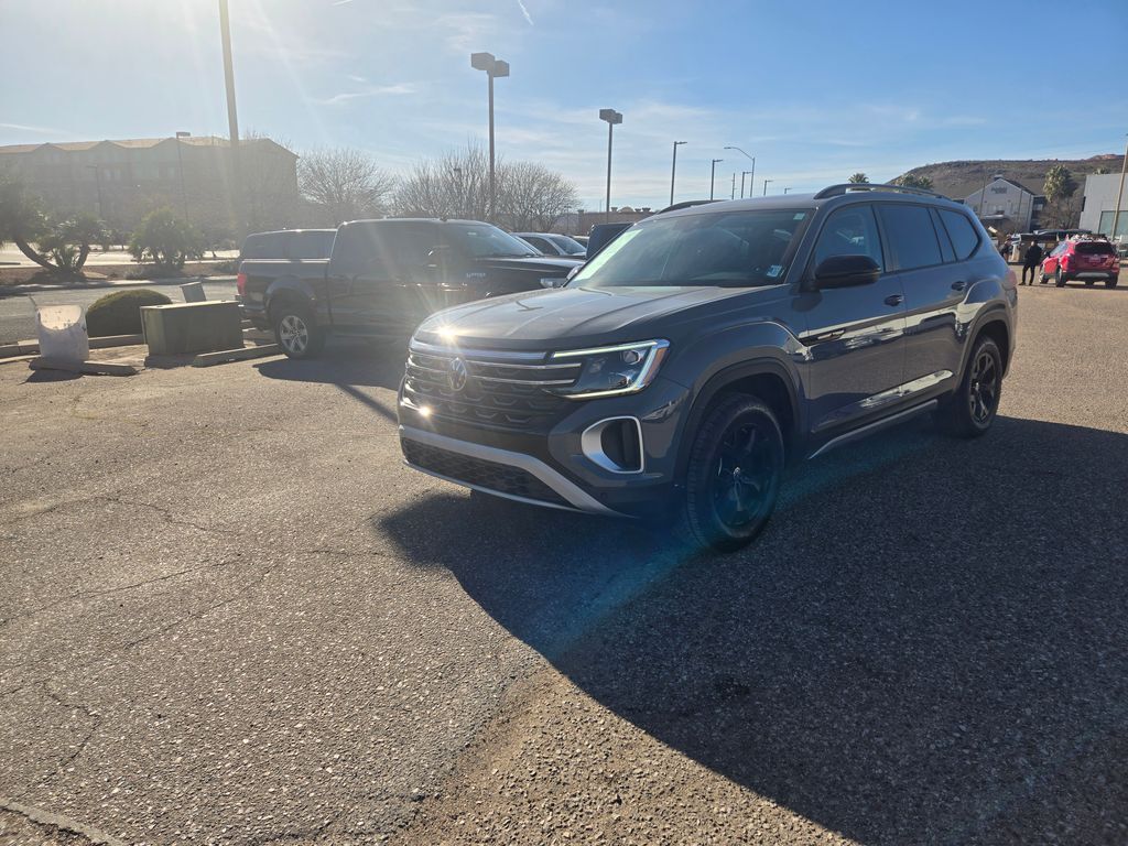 2024 Volkswagen Atlas Peak Edition SE 4Motion