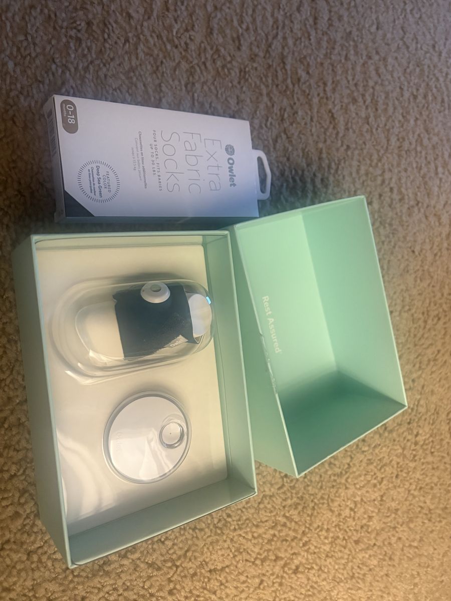 Owlet Smart Sock (3rd gen) Baby Monitor with Extra Fabric Socks - 0-18 Months, Up to 30 lbs