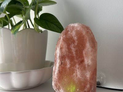 Salt lamp