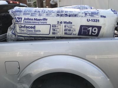 Johns Manville Unfaced Fiberglass Batts R-19 Insulation Rolls