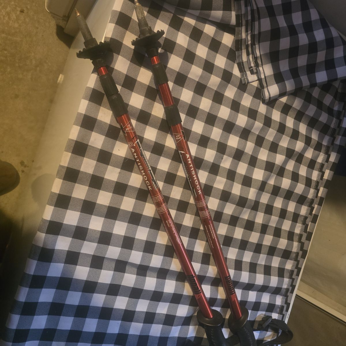 Anti-Shock Trekking Poles