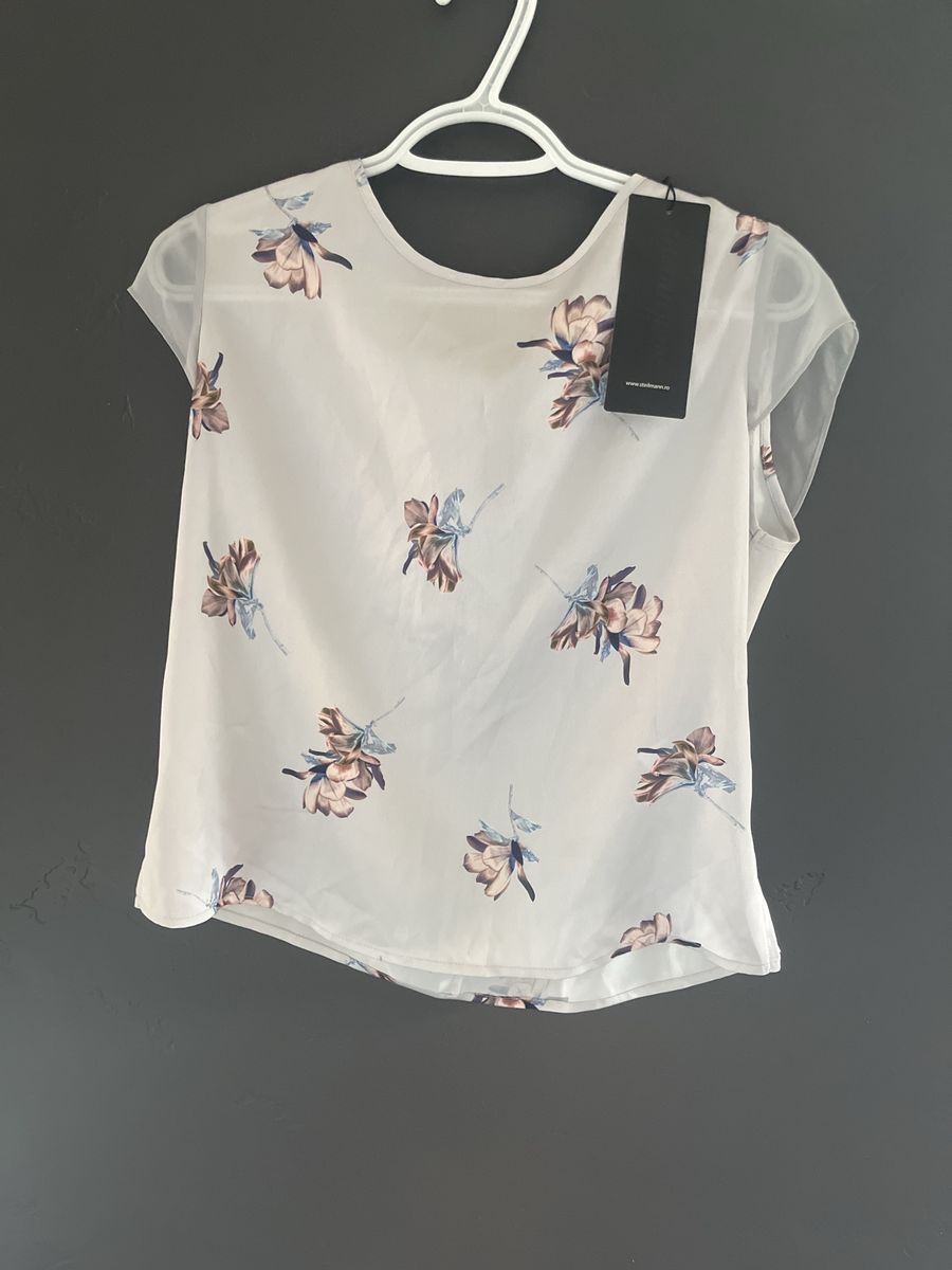 Light Gray Floral Print Short Sleeve Blouse with Neck Tie - New with Tags
