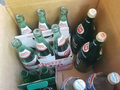 FREE! Vintage Coca-Cola, 7UP, & Pepsi 16oz Returnable Glass Soda Bottles - Empty Collectibles