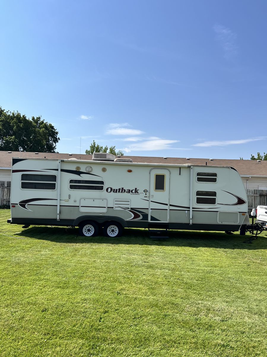 2008 travel trailer 