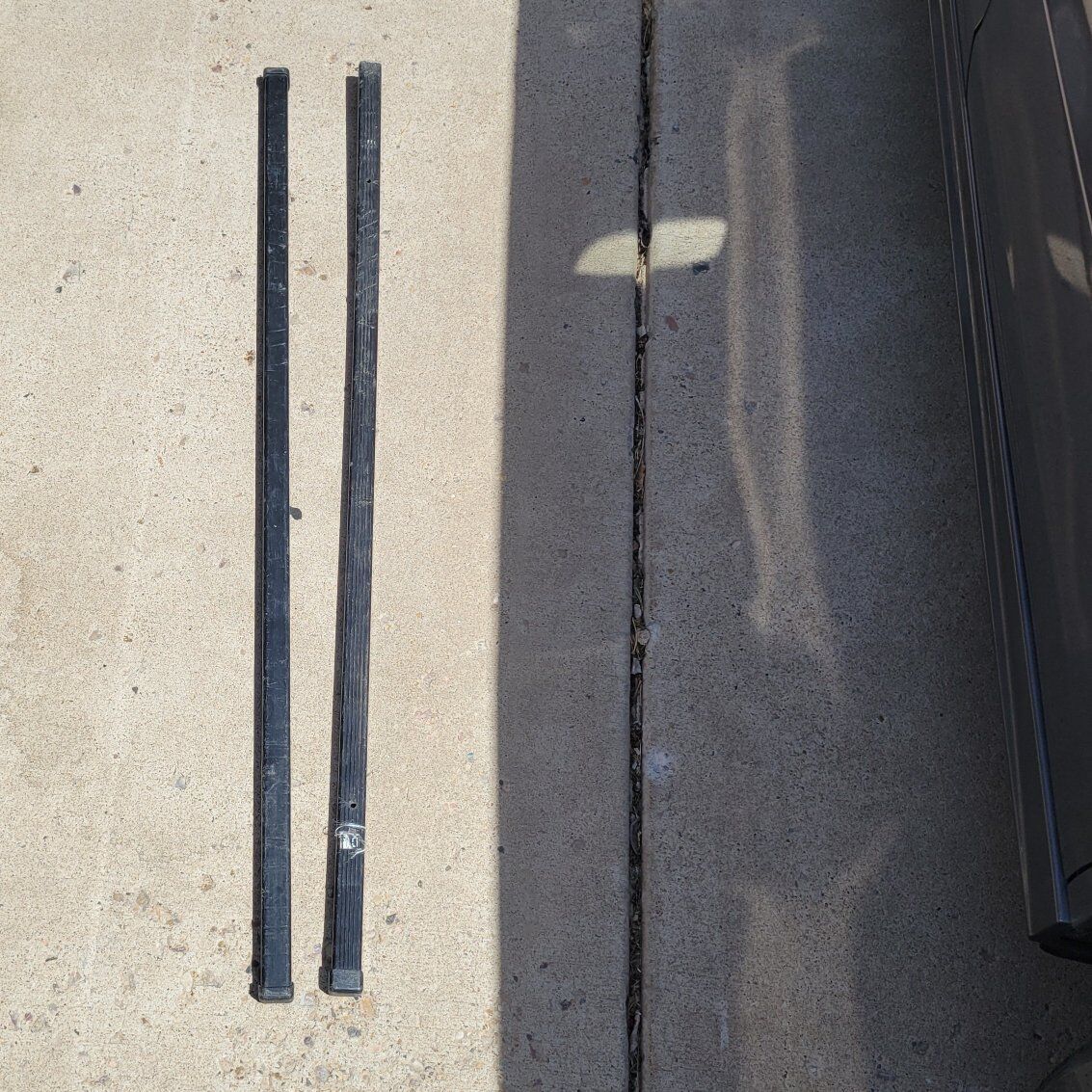 thule square roof bars