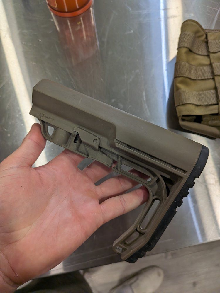 MFT Battlelink Minimalist Stock (BMS) in FDE for AR/M4 Platforms