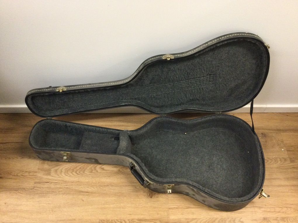 Hard Shell Acoustic Guitar Case