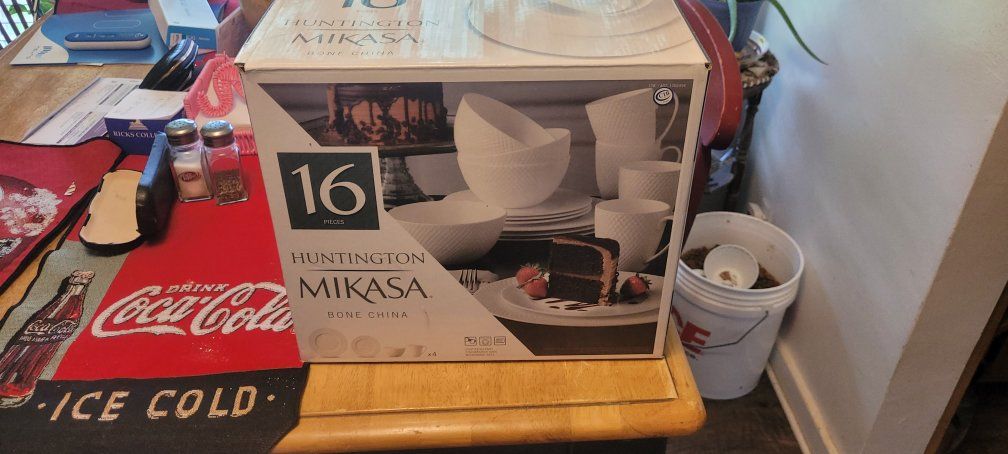 Huntington Mikasa Bone China