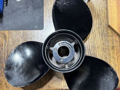 Mercury Black Max 15.25X15P